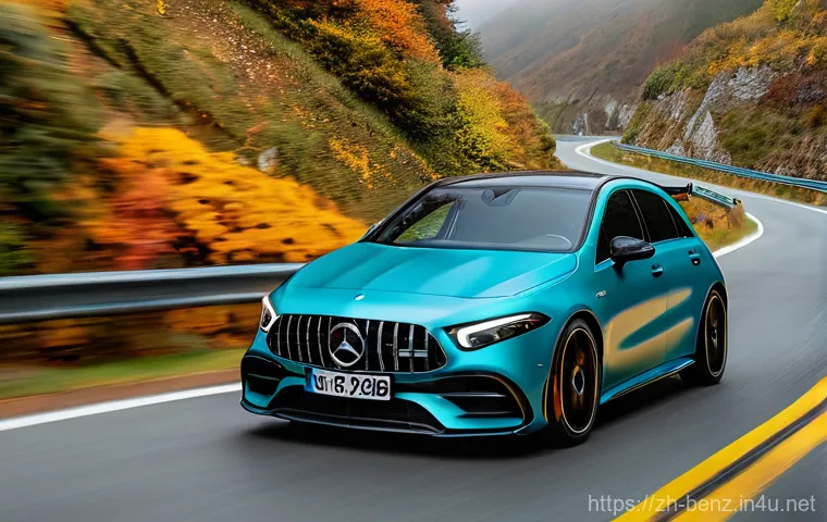 벤츠 AMG A45의 고성능 하이브리드 - A diptych or composite image showcasing the dual nature of the Mercedes-AMG A45 S hybrid. On the lef...